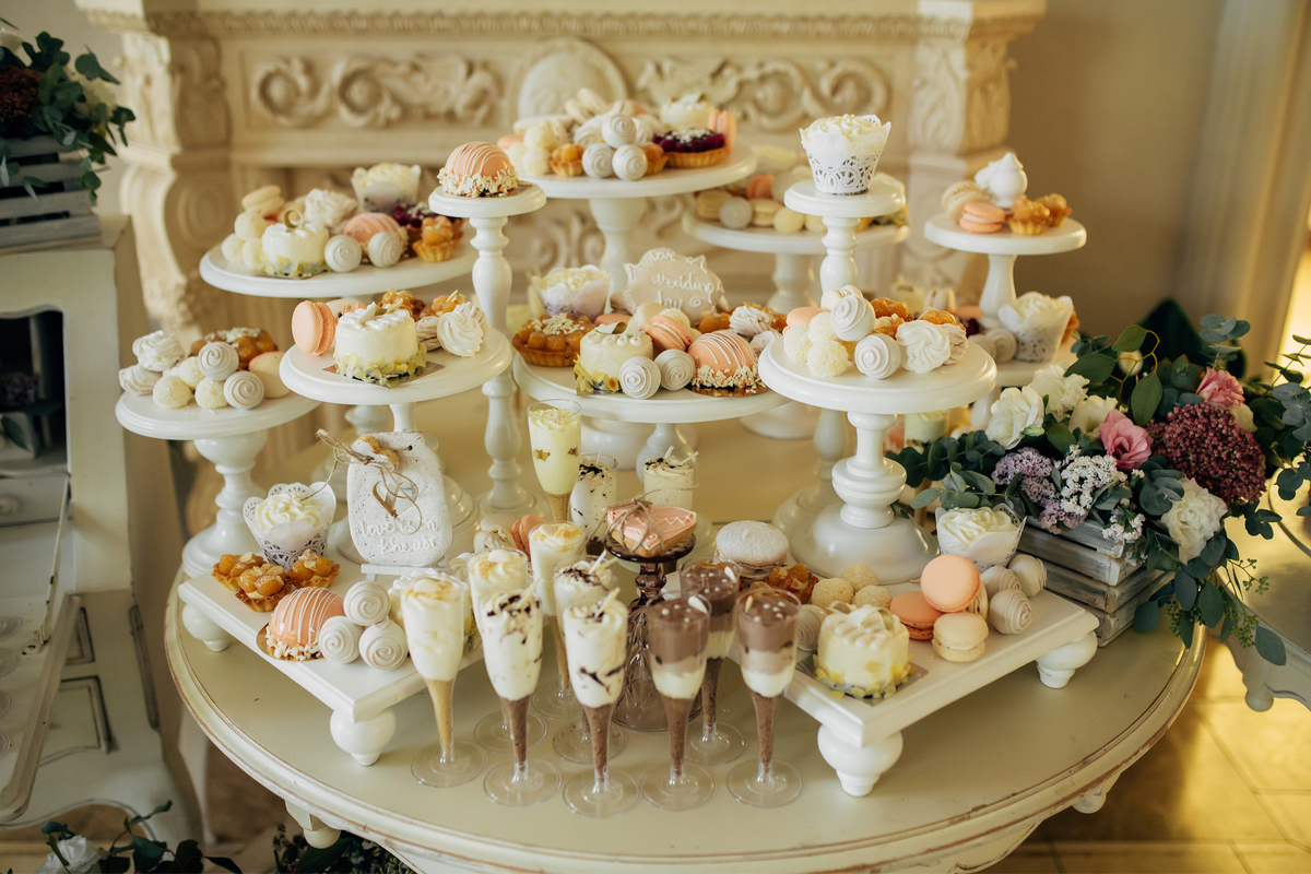 Unusual wedding cakes